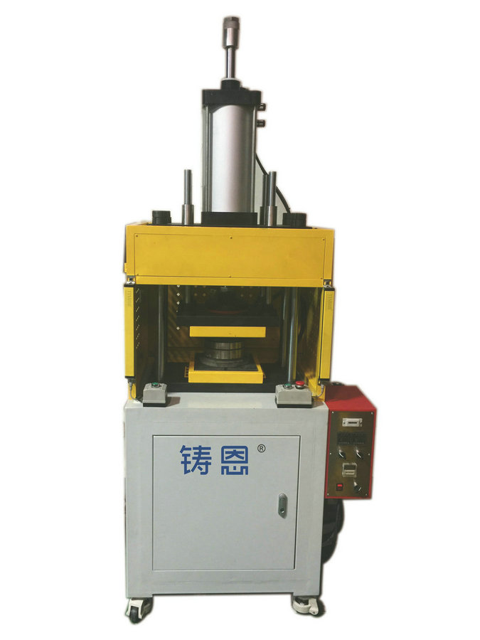 ZHUEN氣壓成型機(jī)